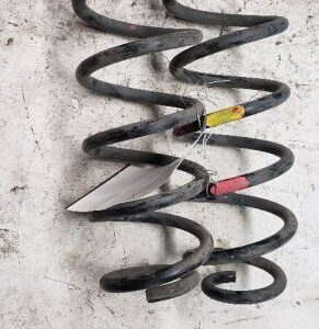 16-19 TOYOTA PRIUS Air/Coil Spring Rear Prius VIN Fu 7th And 8th Digit AA 122016