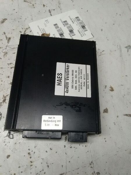 01-02 PORSCHE BOXSTERAudio Equipment Radio Amplifier 56368