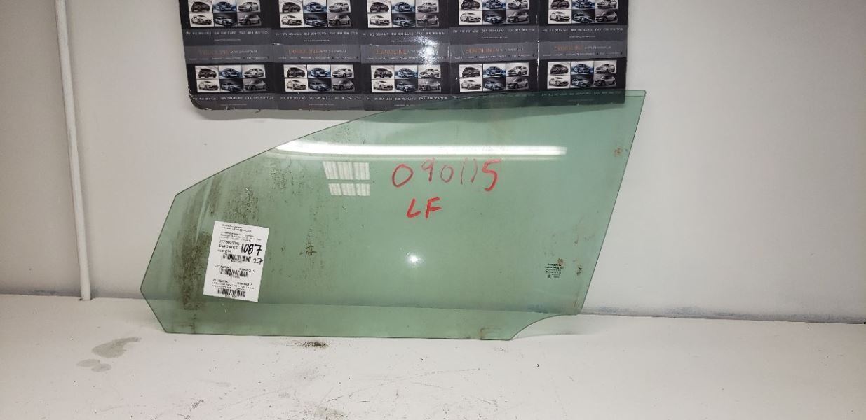 04-11 VOLVO 40 SERIES Driver Front Door Glass AA 112594