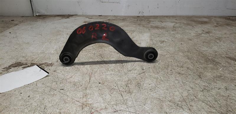 04-11 VOLVO 40 SERIES Upper Control Arm Rear 5 Cylinder AA 111572