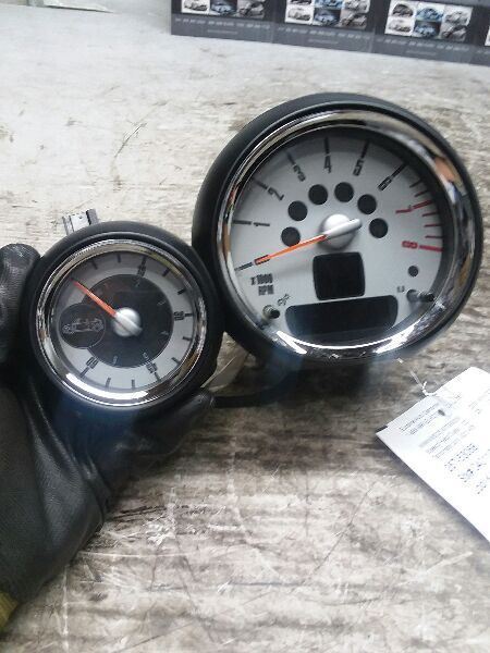 09-10 MINI COOPER  Speedometer Convertible Openmeter AA68132