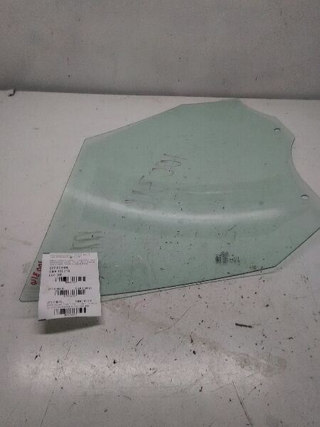 11-16 MINI COOPER  COUNTRYMAN Driver Left Front Door Glass AA 48207