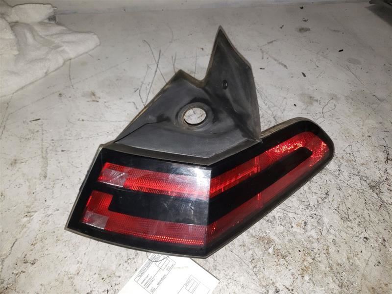 12-15 CHEVROLET VOLT Passenger Tail Light Quarter Panel Mounted AA117395