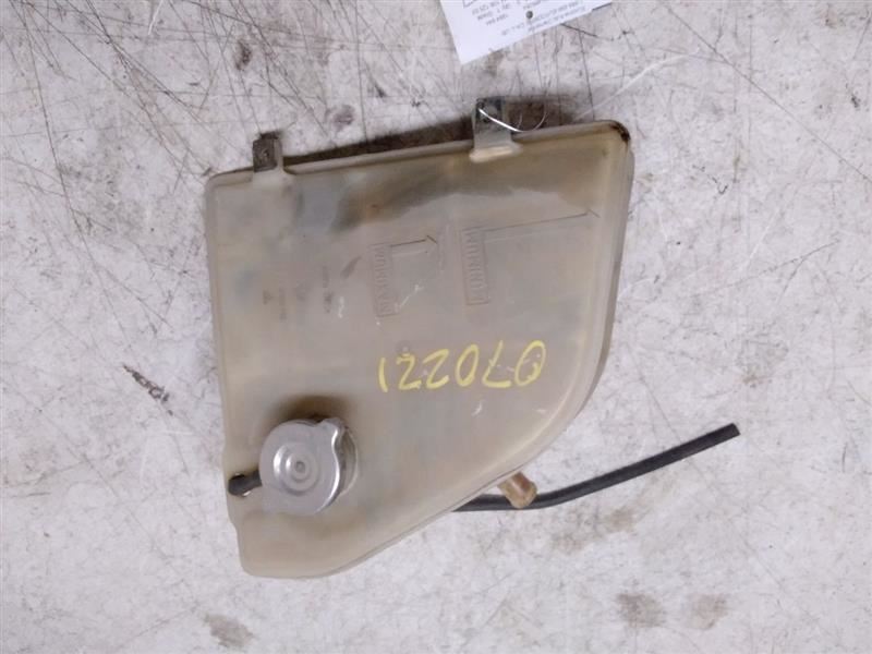 1984 Coolant Reservoir PORSCHE  944  108533