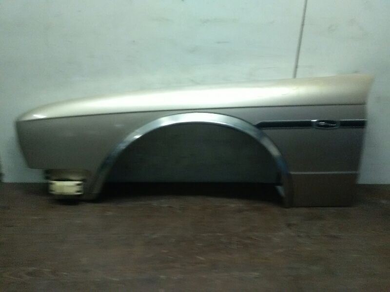 1993-1994 JAGUAR XJ12 LEFT SIDE FENDER GOLD