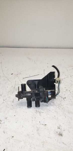 1998-2003 JAGUAR XJ8 XJR HEATER CONTROL VALVE MNA6711AC KR112447