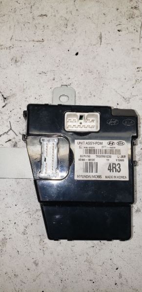 2011-2015 HYUNDAI SONATA HYBRID POWER DISTRIBUTION MODULE 95460-4R102 119670