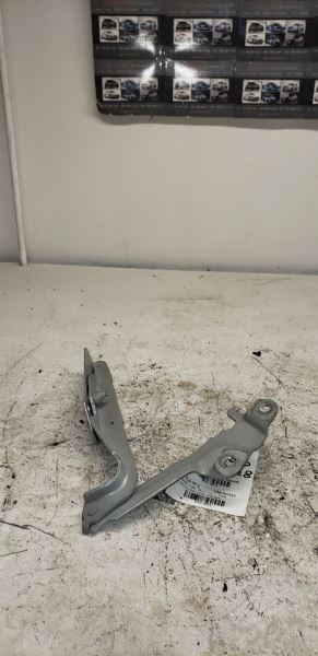 2013 Hood Hinge JAGUAR XF AA 119554