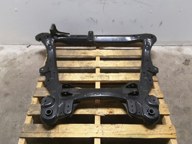 2015 TOYOTA CAMRY PZEV FRONT SUSPENSION CROSS MEMBER K-FRAME OEM