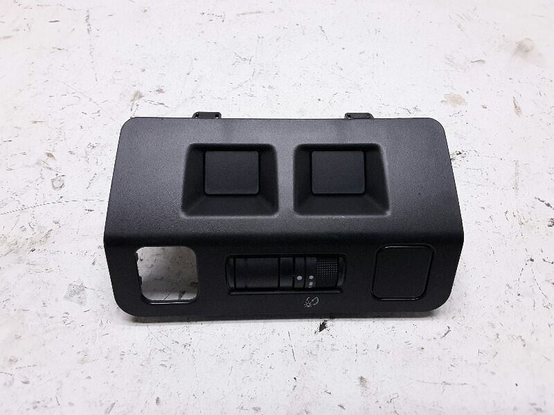 2017 Dash/Interior/Seat Switch SUBARU CROSSTREK  104877