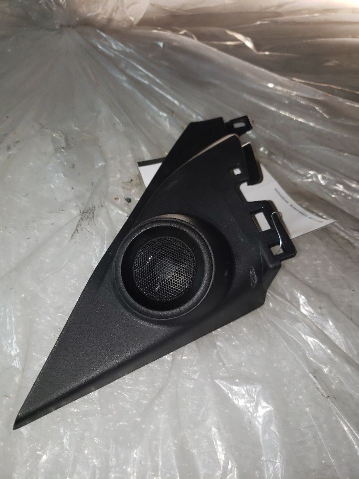 2019 HONDA CIVIC FRONT RIGHT DOOR TWEETER SPEAKER L135467