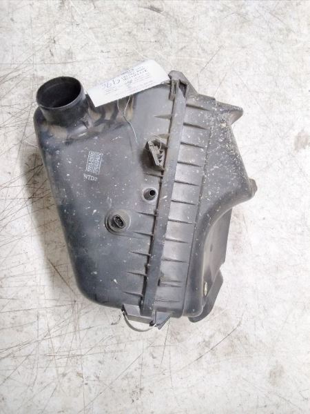 97-99 TOYOTA CAMRY Air Cleaner 4 Cylinder AA 108455