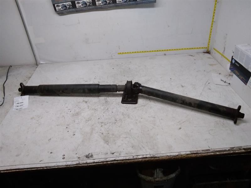 98-03 JAGUAR  XJ8 Rear Drive Shaft Base 113" Wb 77123