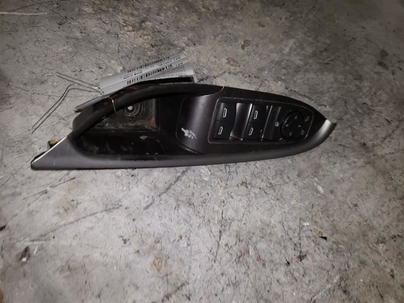 Driver Front Door Switch Driver's Mirror And Window Fits 16-20 MALIBU 128797