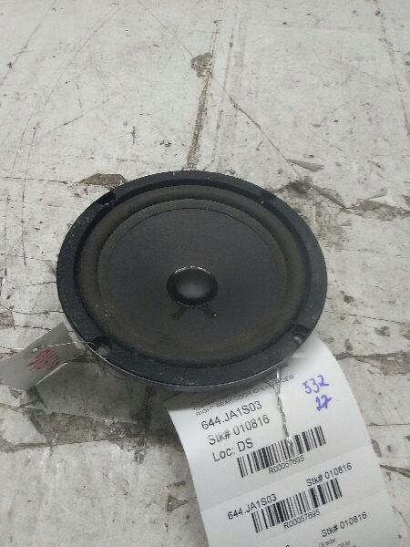 XJ8       2003 Speaker 57695