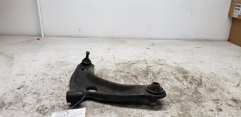 06-19 TOYOTA PRIUS Passenger Lower Control Arm Front Hatchback 116246