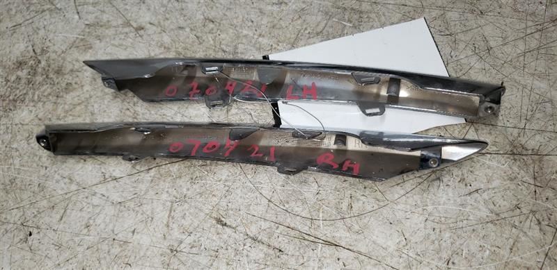 10-15 JAGUAR XJ FRONT BUMPER FILLER CHROME TRIM PAIR 110427