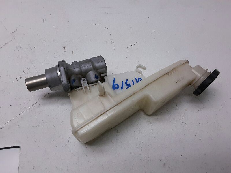 16-19 CHEVROLET CRUZE  Brake Master Cylinder AA102324