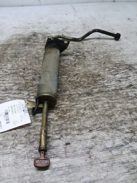 1993-1996 Jaguar XJS Transmsion Fluid Resrvoir     DM67122