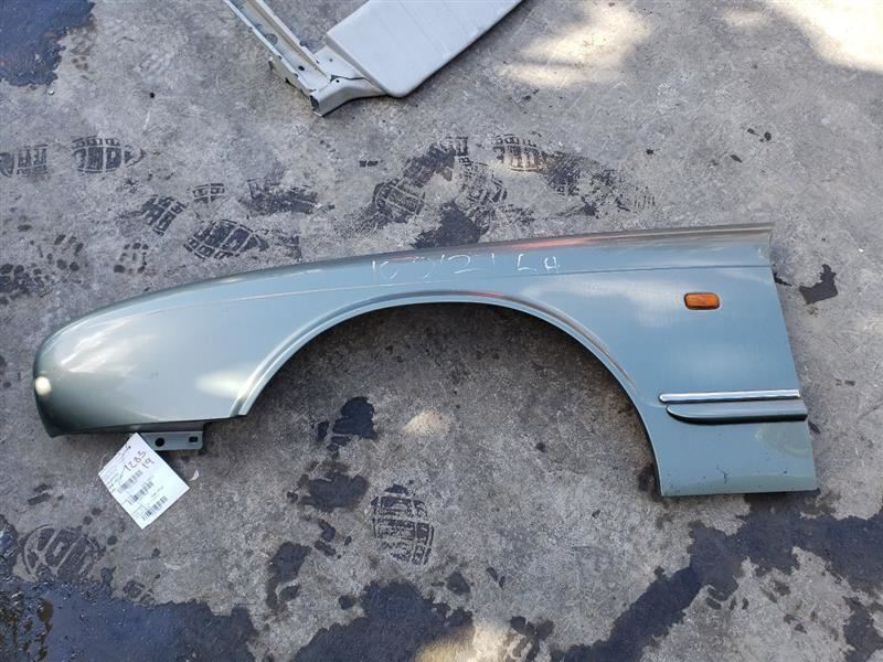 1998-2003 JAGUAR XJ8 LEFT PASSENGER FENDER GREEN 128830