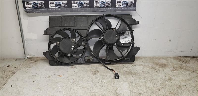 2010-2013 FORD TRANSIT CONNECT COOLING FAN ASSEMBLY 9T1Z8C607A KR111627