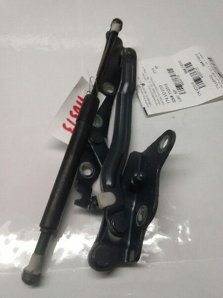 2010 Trunk Lid Hinge  VOLVO S40   AA57122