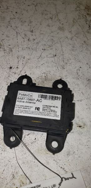 2011-2014 FORD EDGE ANTENNA CONTROL MODULE 8A5T-15607-AC 113917