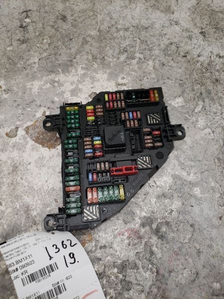 2011 BMW 750LI TRUNK FUSE BOX 9210857-02 KR131216