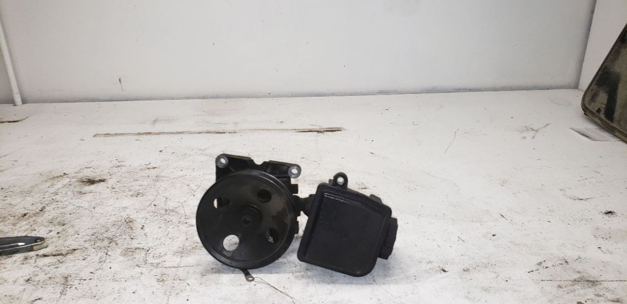 00-06 MERCEDES S-CLASS  Power Steering Pump 220 Type S430 114636