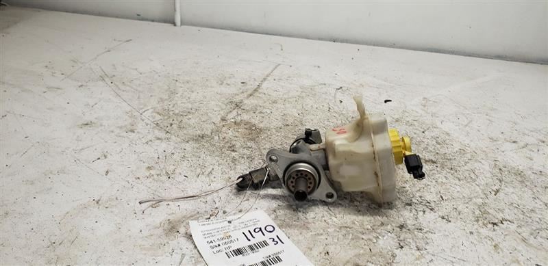 03-06 PORSCHE CAYENNE Brake Master Cylinder AA 119092