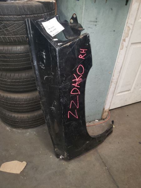 05-07 DODGE DAKOTA Passenger Right Fender AA 79369