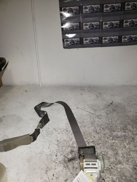 2012 TOYOTA CAMRY CENTER REAR SEATBELT GRY 128570