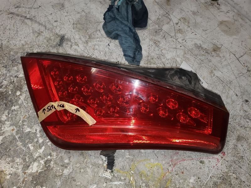 Passenger Tail Light Quarter Mounted Fits 06-07 MURANO KL121168