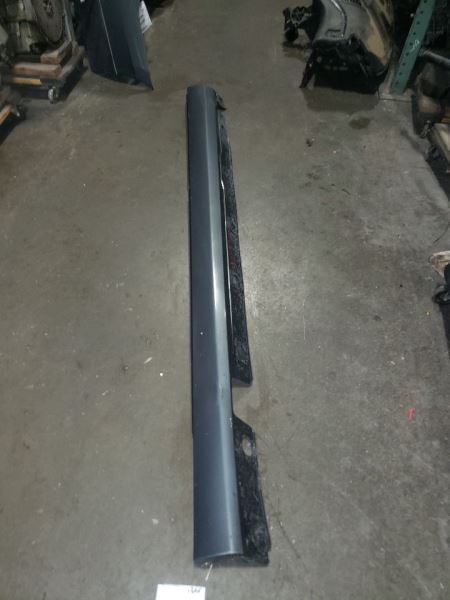 S550      2010 Rocker Panel 127524