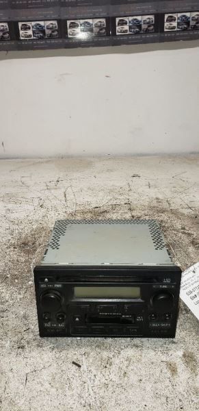 00-01 HONDA CR-V Audio Equipment Radio Am-fm-cd-cassette SE  116130