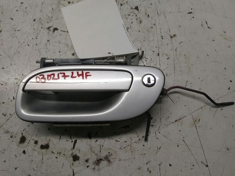 01-09 VOLVO 60 SERIES Driver Door Handle Exterior S60 Door Front AA52075