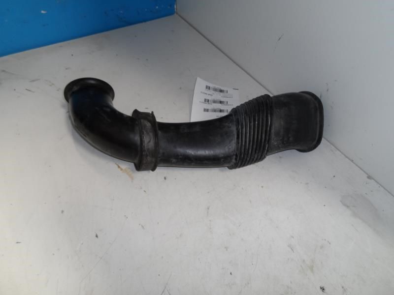 03-06 08-10 PORSCHE CAYENNE Driver Air Cleaner 4.8L Opt I1L2 AA12811