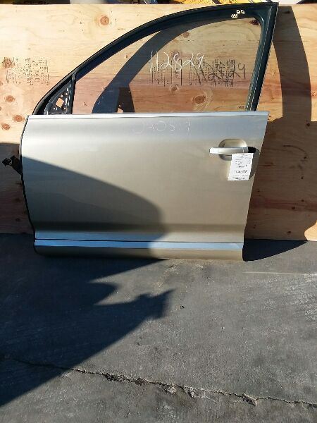 03-06 PORSCHE CAYENNE Driver Front Door Electric Solar Glass AA66411