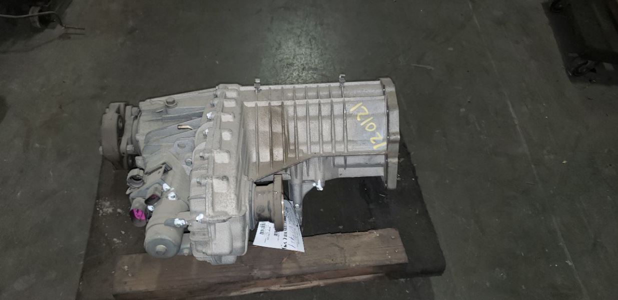 04-06 PORSCHE CAYENNE Transfer Case 3.2L Automatic Transmission  111652