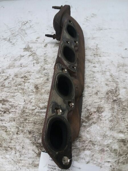 04-07 JAGUAR  XJ8 Driver Exhaust Manifold Without Supercharged Option AA63247