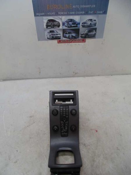 04-07 VOLVO 40 SERIES Audio Equipment Radio Control Panel  30388