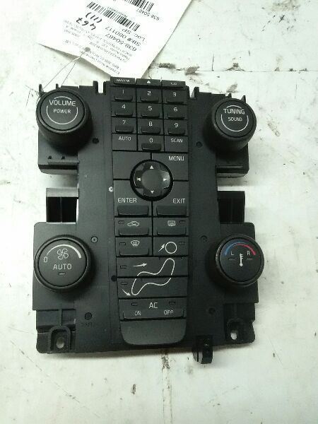 04-07 VOLVO 40 SERIES  Audio Equipment Radio Control Panel 54841