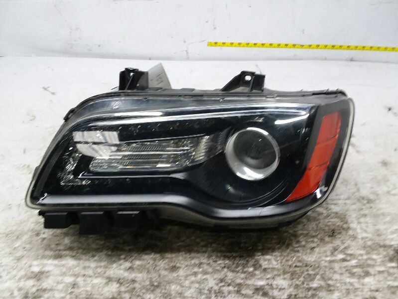 12-14 CHRYSLER  300 Driver Headlight Black Headlamp Bezels Halogen AA 66174