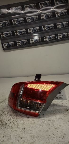 12-14 TOYOTA CAMRY Passenger Right Tail Light Quarter Panel Mounted AA112951