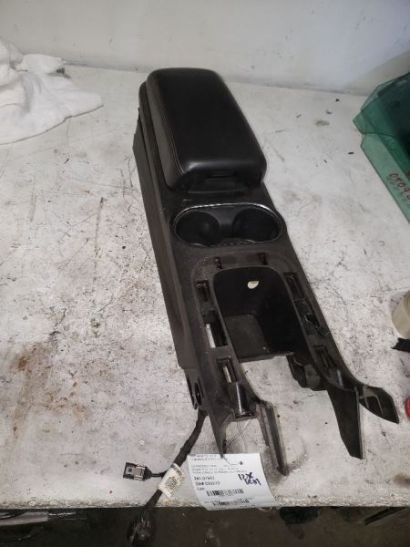 13-15 CHEVROLET  VOLT Console Front Floor AA117411