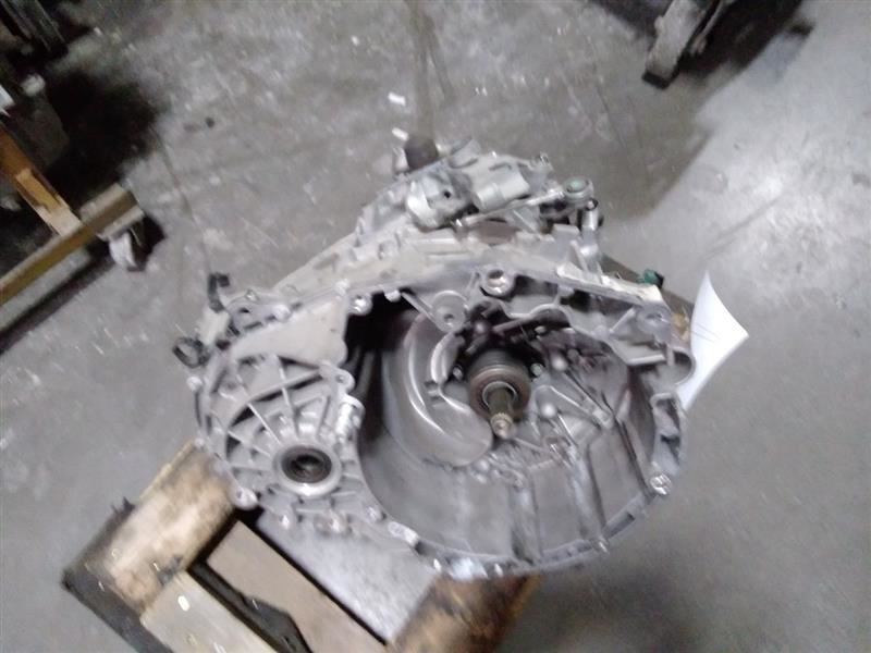 14-17 FIAT 500 Manual Transmission 4 Door L Model  77928