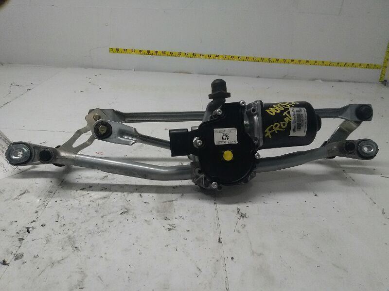 14-17 FIAT 500 Windshield Wiper Motor 4 Door L Model 55202