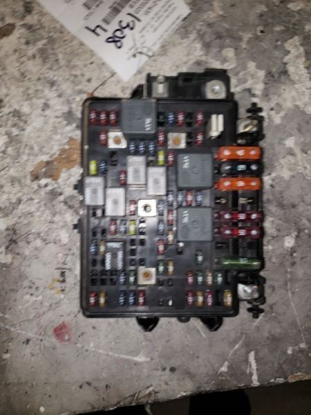 2000-2002 GMC SIERRA 1500 PICKUP ENGINE FUSE BOX 15328806 KR129346