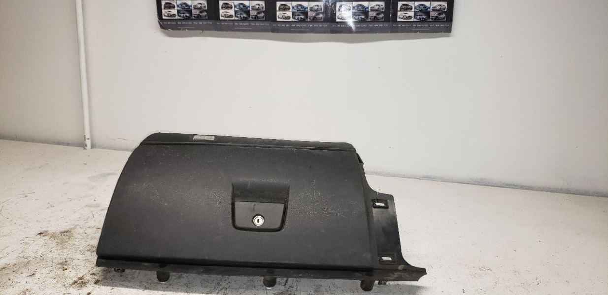 2009 Glove Box  VOLVO C30  AA113818