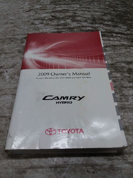 2009 TOYOTA CAMRY Owners Manual 67412